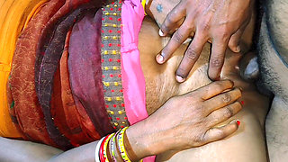 Papay Suman Mummy Fucked and Dropped the Cum of His Penis in Her Pussy Boyfriend Did Hard Fucking of Indian Girlfriend in the Be