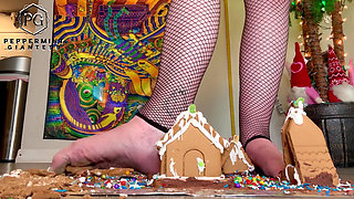 Giantess Christmas Village Slo-mo Crush Destroying My Gingerbread Houses in Slow Motion