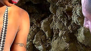 Ebony MILF Naomi fucks young vacation flirt on the beach