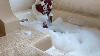Play with Me in the Bath Tub