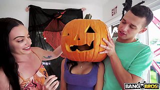 BIG TITS MILF HALLOWEEN PUMPKIN CARVING WITH STEPSON  STE