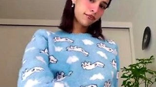 Madeline amateur teen enjoys a solo masturbation