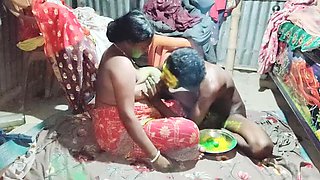 Horny Indian Desi Wife Celebrates Holi with Hubby - Big Tits & Desi Aunty Anal Fun