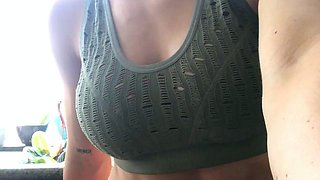 Love Chat Big Boobs Brunette Masturbating For Cam