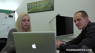 Sexy Czech Blonde Wants a Weekendjob