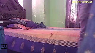 Sultry Darkhaired Babe Enjoys Steamy Homemade Indian Hotel Desire