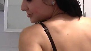 The Blowjob Slut in the Kitchen
