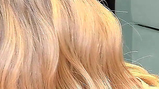 Sweet Blowjob From a Beautiful Girl