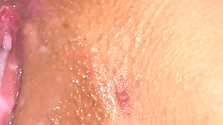 Masturbating My Pussy in Close-up While Cum Flows Out of It!