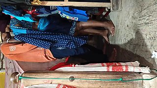 Indian hot bhabhi yoga position and hawamain hi fucking of lover ke saat