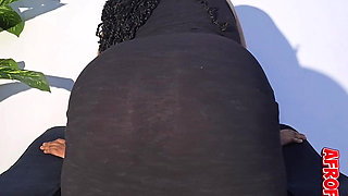 Brief Quckie Ends in Deep Creampie in My Pussy