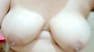 Hot Girl Remido with Amazing Big Tits and Hungry Pussy
