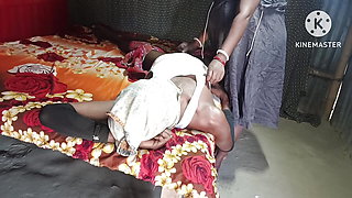 Desi hot bhabhi ne chut chatwaya aur Pani nikala