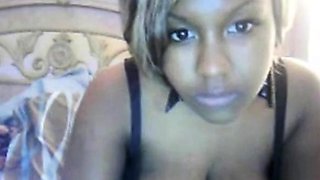 Ebony Amateur on Webcam