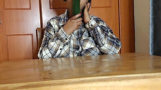She Uses Big Cucumber to Squirt in Toilet