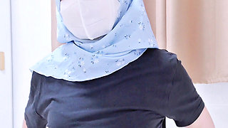 POV: Hijabi Girl Gym Booty Tease You Can't Resist