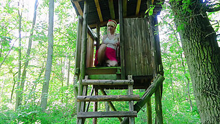 Naked in the Woods on a Sunny Day and for the First Time, I Came Outdoors Using a Fucking Machine.