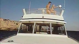 Crazy facial retro video with Alban Ceray and Marie-Claude Moreau