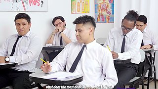 huge ass teaches us anatomy
