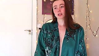 Redhead Hottie With Nice Ass Masturbating
