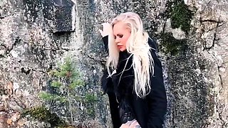 Big titty babe Layla Rose solo dildo masturbation