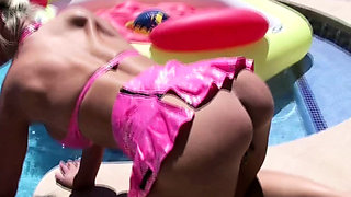 GERMAN PISS PEEING MILF BEST OFF COMPILATION part 2