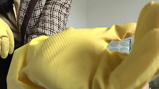 At Easter, the Sperm Will Be Pumped Out! Even with Milking Gloves if Necessary! Lady Victoria Valente