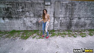 Handsome cutie Sofie Reyes gets her pussy fucked in the van