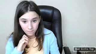 Skinny Small-Tits Petite Brunette Webcam Teen