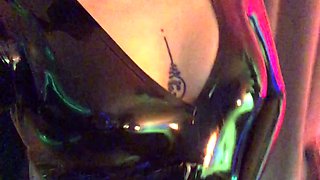 Latex bitch plays bdsm games in euro porn movie