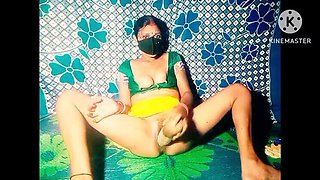 Desi Bhabhi Mampi Queen 59 Big Pussy Fucking Video - Hot Indian Aunty Bathroom Sex