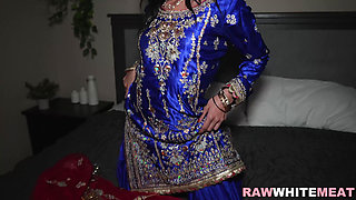 Indian Babe Begs for a Deep Bwc Creampie