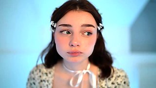 Brunette Solo Webcam Masturbation