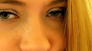 I Finger Fuck My Teen Step Daughter Hannah Hays - I Can't Resist Her