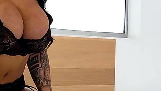 Huge Boobs Mature Pornstar Samantha Mack Fucking Big Cock Stud Hardcore
