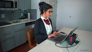 Lizzy Lust - Sexy Secretary