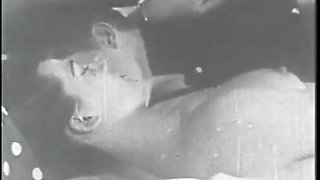 Retro Porn Archive Video: Femmes seules 1950's 10
