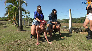 4 Girls