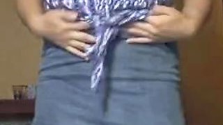 Latina cachonda con gran culo