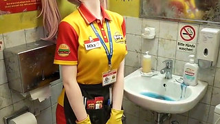 Hot fast food Girl, ready for fun