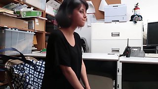 Teen Thief Penelope Reed Punished For A Hot Sex