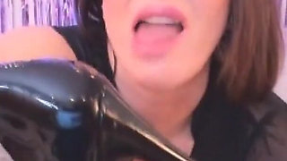 4 Fingers in My Pussy Rubbing That Clit