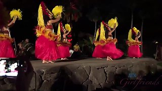 Niki Snow's Unforgettable First Day in Hawaii