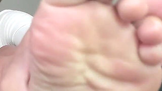 You're Right Under My Foot