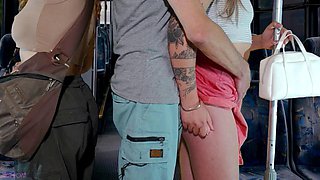 LadyRomas Bus Stranger Dirty-Talk