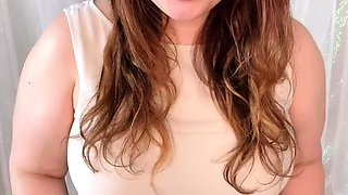 Hot brunette from squirt masturbating on webcam