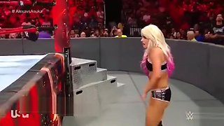 Another female wrestling match!