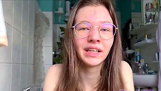 EmmiHill - TEEN GIRL MULTIBLE SQUIRT ORGASM!!!