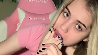 Hawt Blonde milf in foot Fetish tube scene
