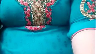 Big tits desi aunty in dress showing cleavage
